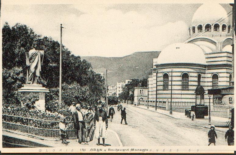 X ORAN BOULEVARD MAGENTA.JPG